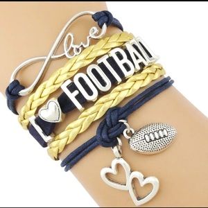 ⚡️3/$20⚡️ I love football bracelet